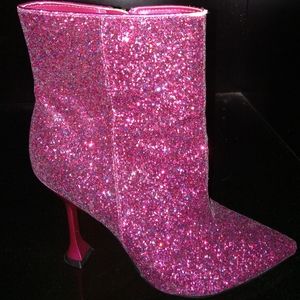 **SOLD** Marc Fisher pink glitter booties SIZE 8